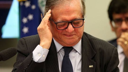 Ministro Ricardo Vélez é demitido do MEC