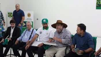 Em Primavera do Leste, Eduardo Bolsonaro pede que produtores não abandonem governo do pai