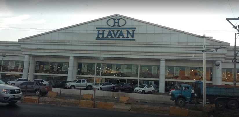 Criminosos invadem Havan e fogem com 281 celulares em VG 