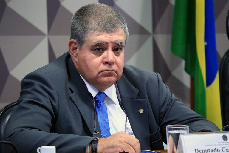 Marun critica Barroso e insinua que imprensa paga por vazamentos