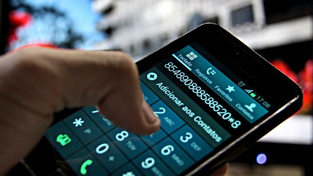 Comissão de Governança Pública debaterá situação da telefonia móvel