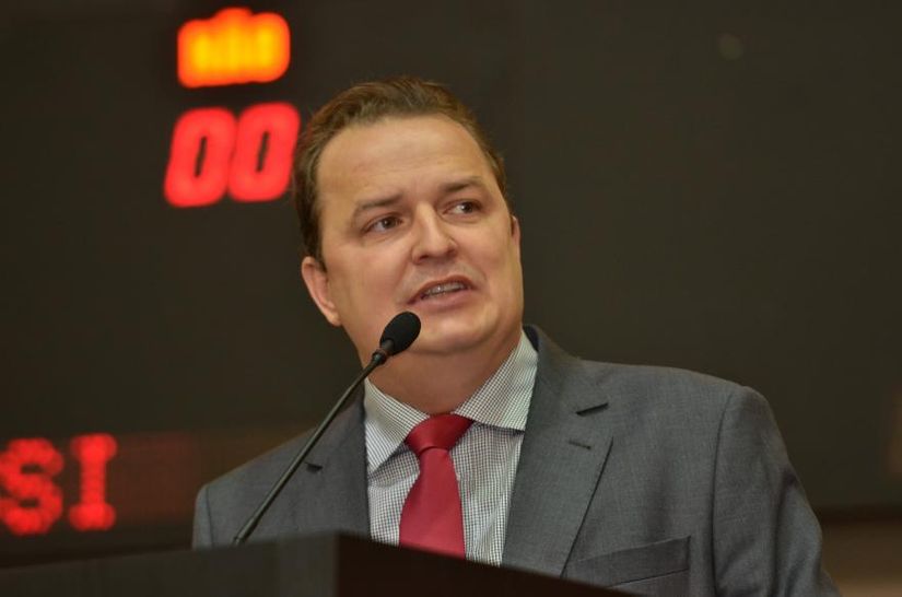 Russi deixa AL para assumir cargo na Setas