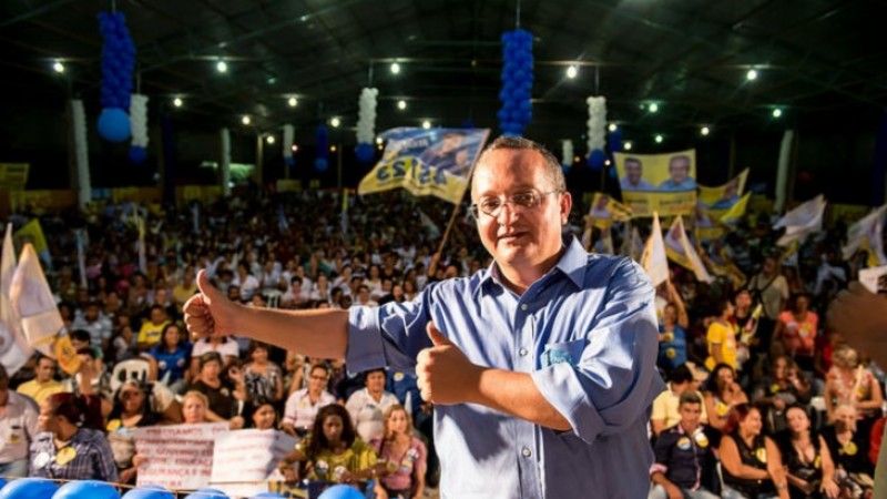 Taques promete voltar pagar salários dentro do mês em 2019
