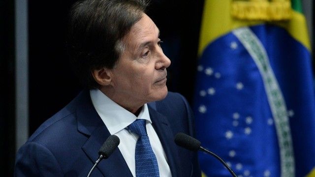 Inquéritos abertos por Fachin atingem cerca de 30% do Senado