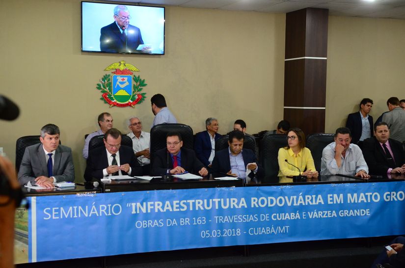 Autoridades discutem melhorias à malha viária de MT