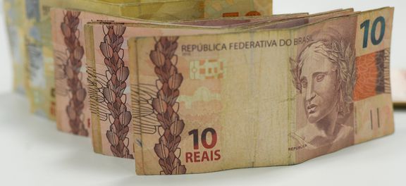 Poupança tem melhor resultado para julho em três anos, diz Banco Central