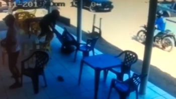 Homem sofre tentativa de homicídio com golpes de facão e PM atira no suspeito