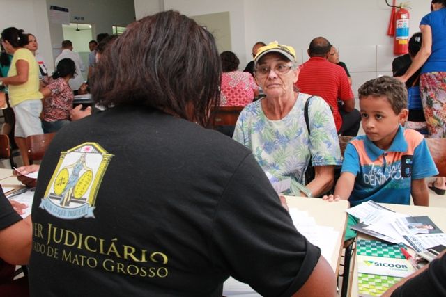 Governador de MT confirma presença no Mutirão da Justiça Comunitária