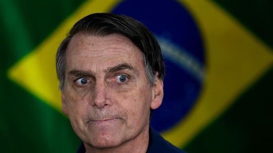 Nomes para Itamaraty e Meio Ambiente saem até amanhã, diz Bolsonaro