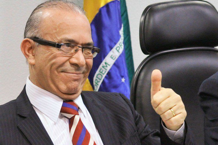 Eliseu Padilha assume interinamente Ministério do Trabalho