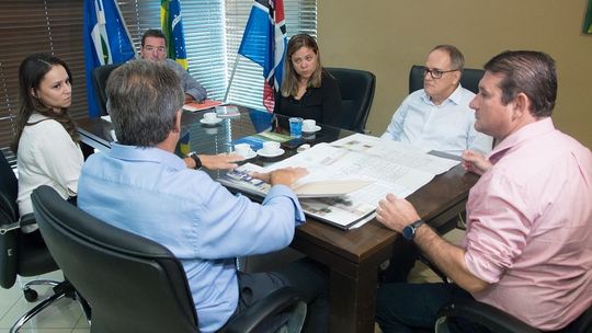 Prefeitura discute PPPs e prevê investimentos do empresariado em espaços públicos
