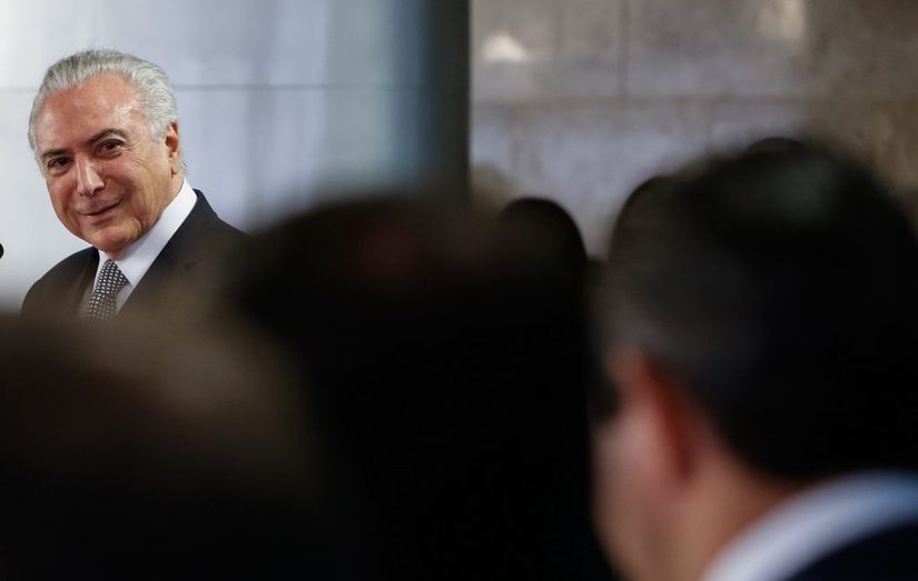 Em discurso, Temer diz que "gestos irresponsáveis" desestabilizam o país