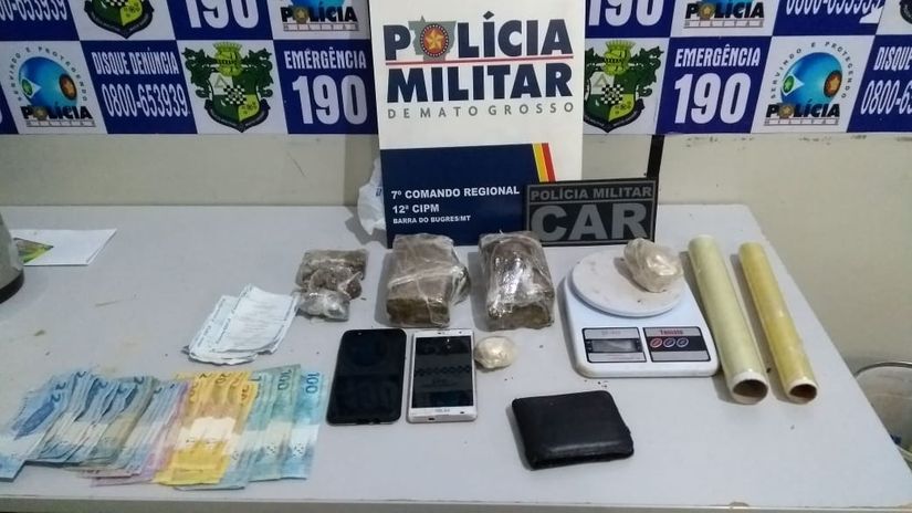 Traficantes de facção criminosa são presos com diversas porções de maconha