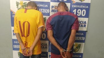 Dupla é presa pela PM após tentar praticar roubo com arma de brinquedo
