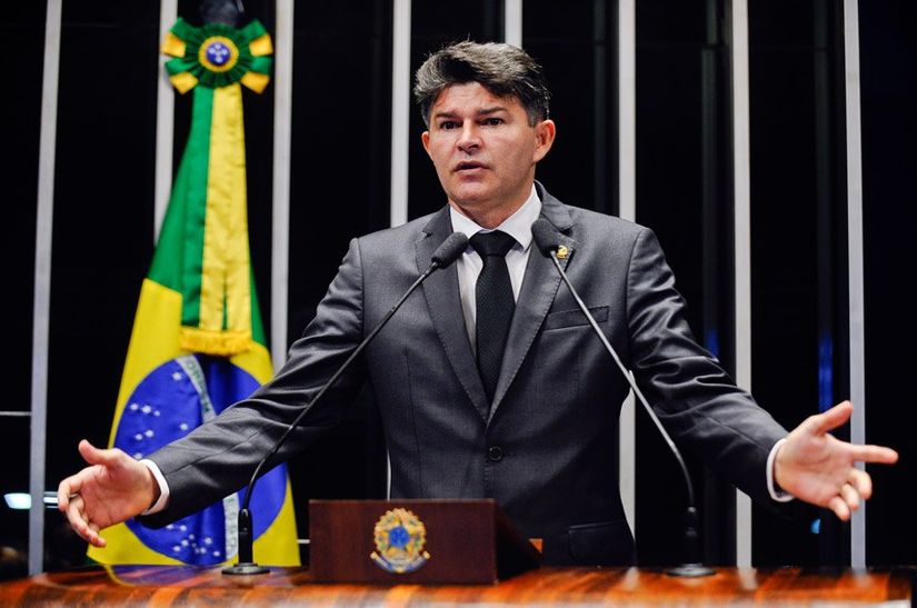 Graças a José Medeiros, ineficácia da defesa de Dilma chegou a uma nova etapa