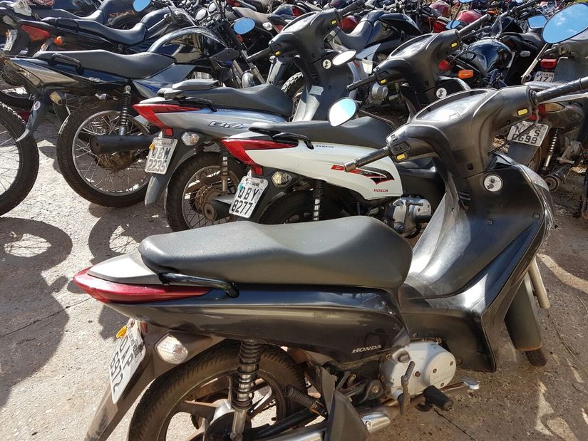 Denúncia leva a prisão de receptador com 4 motocicletas roubadas 