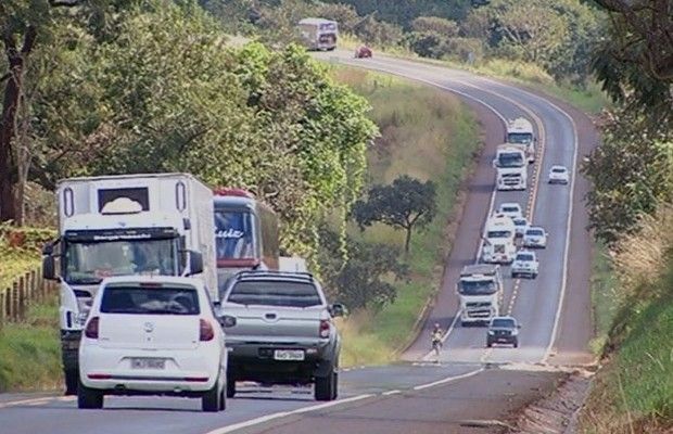 Concessionária estima aumento de 18% no fluxo de veículos nas rodovias