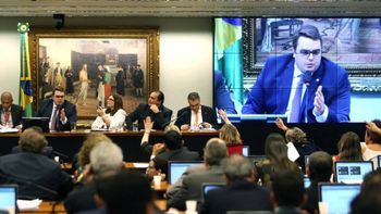 CCJ aprova parecer a favor da reforma da Previdência