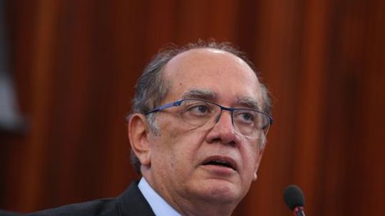 Gilmar Mendes suspende transferência de Cabral para presídio federal