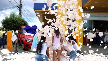 Centrofarma encerra promoção com sorteio de carro 0km 