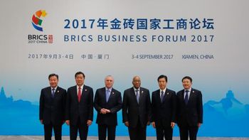 Governo planeja abrir escritório do Banco do Brics no país, diz Temer na China