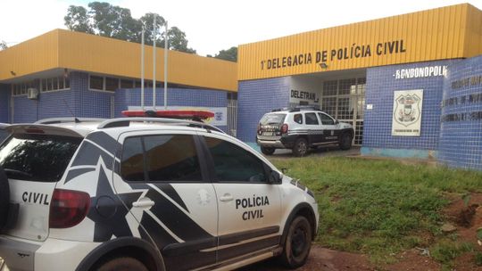 Quadrilha tenta furtar motocicleta no pátio do Cisc