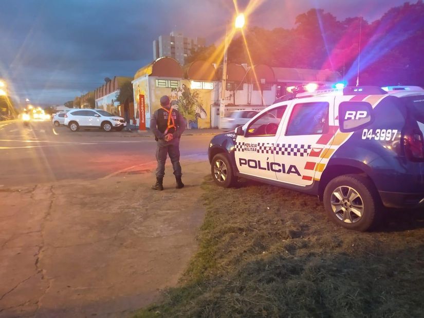 Recém-nascido com marcas de agressão morre e pais são preso pela PM 