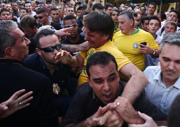 TRF1 suspende apuração da PF sobre advogado de agressor de Bolsonaro