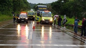 Colisão entre ônibus de viagem e carreta deixa 3 feridos na BR-364