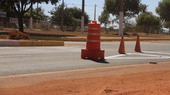 Setrat realiza sinalização da Avenida dos Estudantes