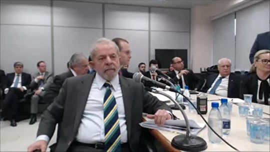 Lula depõe hoje a Moro sobre compra de terreno e apartamento pela Odebrecht