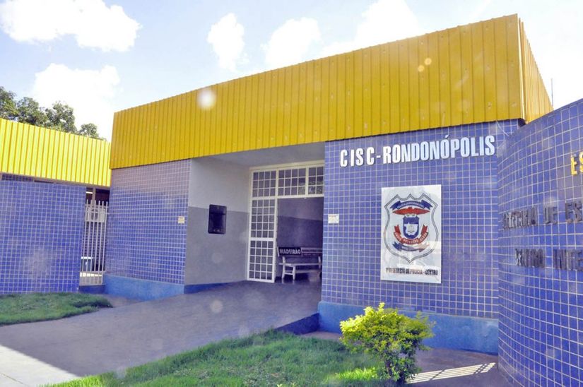 Enfurecido, homem agride esposa e acaba preso