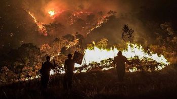 Peritos da PF atuam para investigar incêndio na Chapada dos Veadeiros