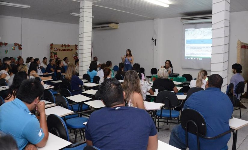 Saúde reúne departamentos para otimizar compras