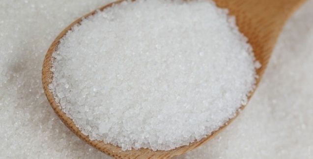 Preços do açúcar iniciam a semana em queda no mercado externo