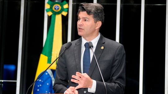 Deterioração fiscal do País foi acentuada pelo excesso de gastos públicos, diz Medeiros