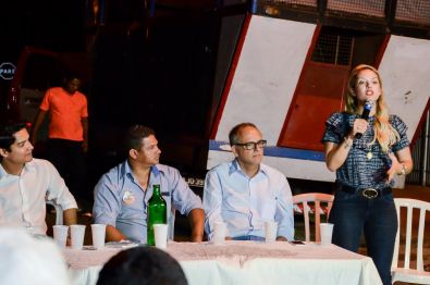 Deputada Janaína Riva participa de evento em apoio a Zé do Pátio
