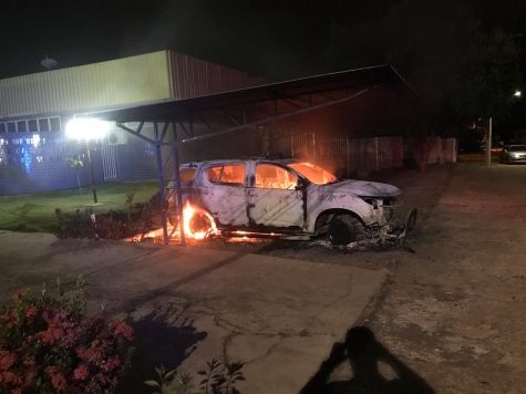 Menores envolvidos em incêndio de viatura da Polícia Civil são apreendidos