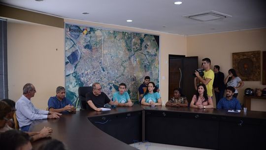 Prefeitura oficializa repasse para transporte de pacientes com câncer a Barretos