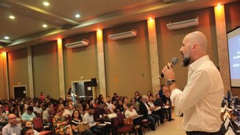 Encontro debate desafios para ampliar a atenção básica à saúde 