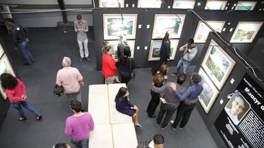Cidade ganha salão permanente de exposições artísticas