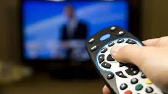Sabe quanto custam os horários na rádio e TV a cada brasileiro?