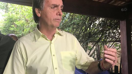 Bolsonaro defende aprovação da idade mínima para aposentadoria