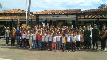 Prefeitura e Exército usam esporte para o desenvolvimento de crianças e jovens