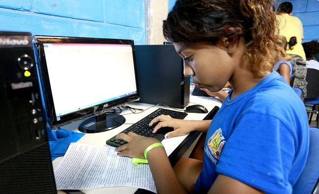 PL cobra inclusão do tema 'Educação Sociodigital' nas escolas de MT