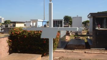 Vereador cobra fiscalização nos contratos com Cemitérios