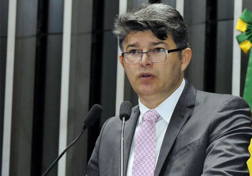 Medeiros destaca escoamento da safra de MT para Argentina através de hidrovia