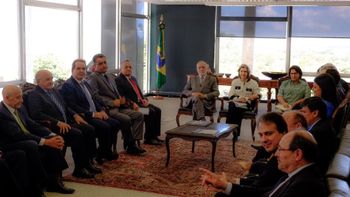 Pedro Taques vai ao STF cobrar repasse das multas referentes a repatriação de divisas