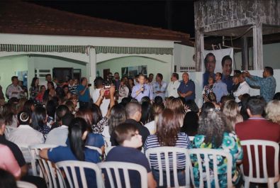 Jayme apresenta propostas a professores