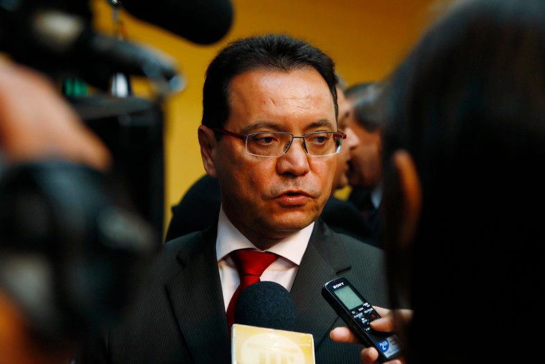 Botelho anuncia economia na ALMT para destinação de dinheiro aos municípios